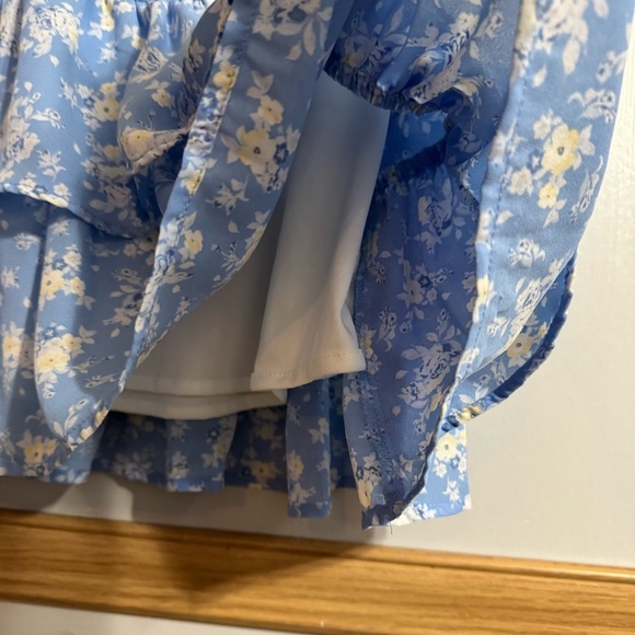 3/$32 Jun & Ivy Floral Dress in Pink, Yellow, and Blue Size XXS - Picture 9 of 12